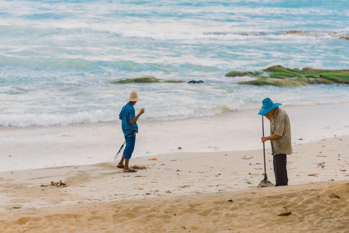 Waste Prevention in Tourism and Zero Waste Travel Tips