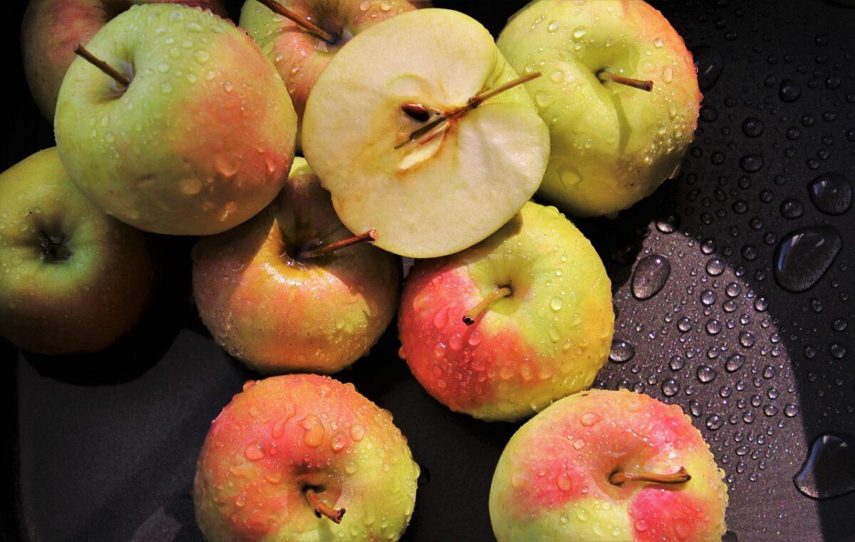 Are apple seeds poisonous? Or maybe even healthy?