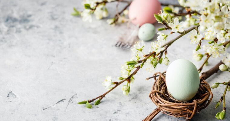 Dye Easter eggs naturally