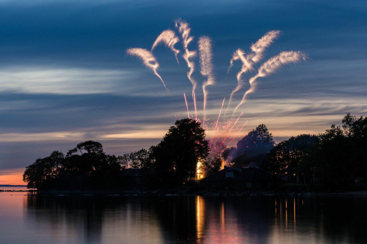 Sustainable fireworks – Is it possible?