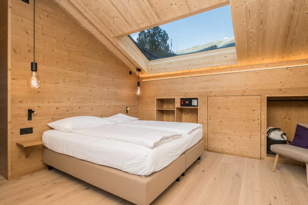 Sky Lounge with a view of the Alps