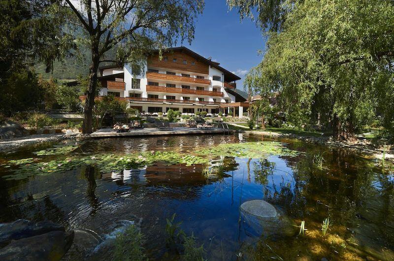 Natural swimming pond © LA VIMEA vegan food