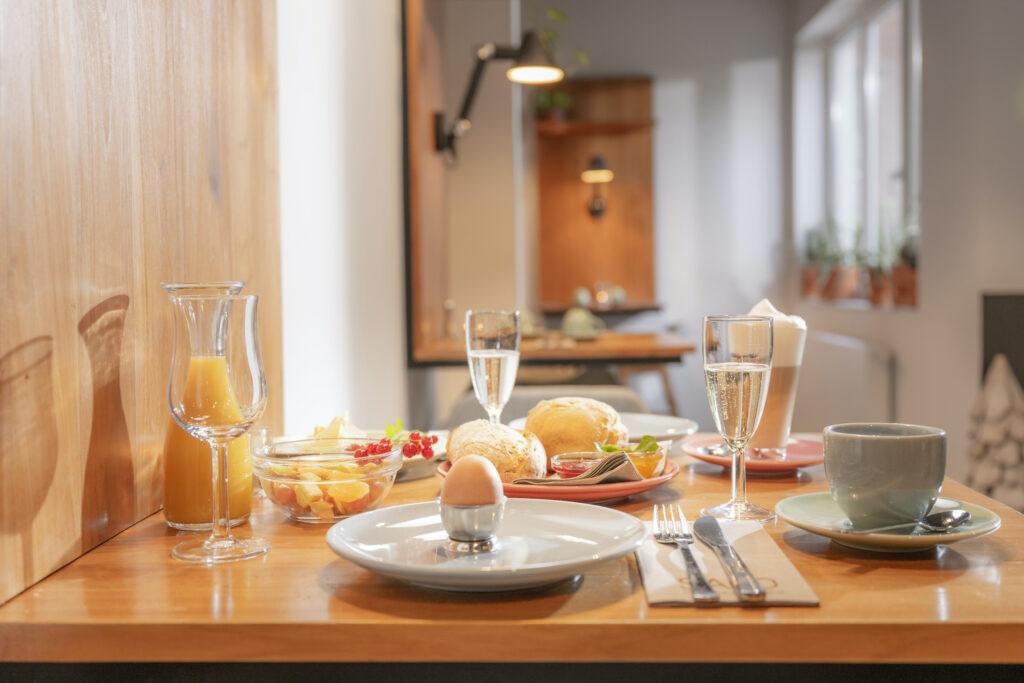 Sustainable breakfast at the hotel on the Baltic Sea