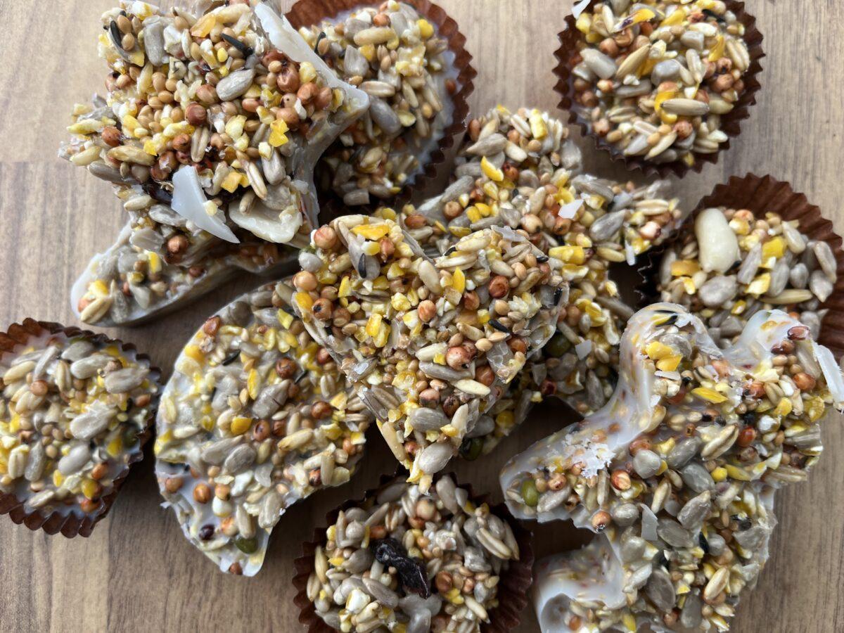 Low Waste Birdseed Cookies (Sustainable DIY)