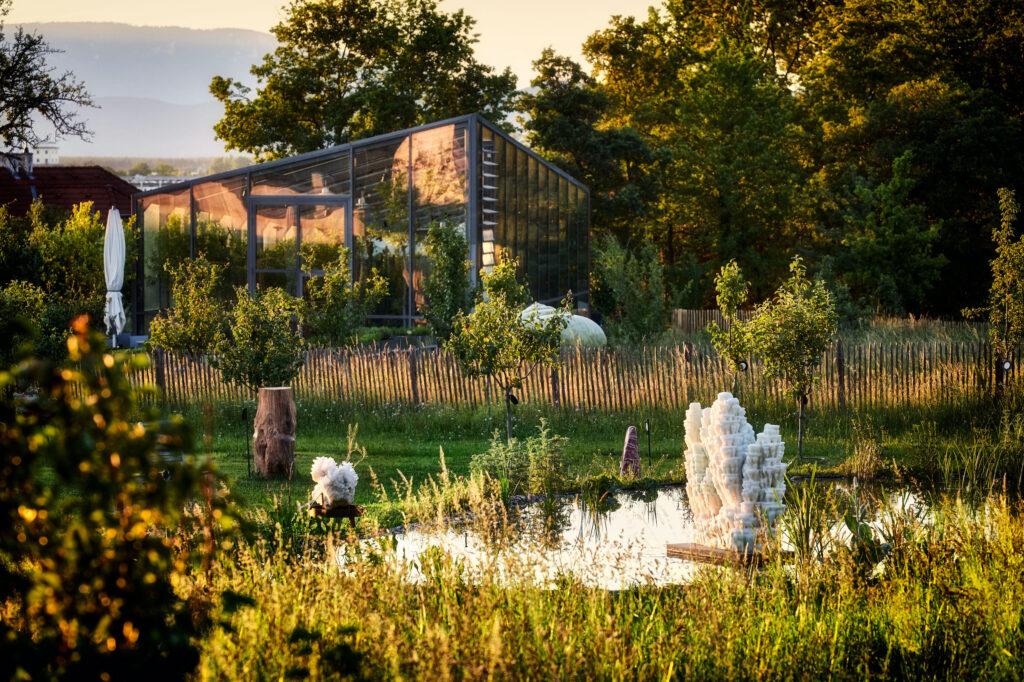 Silent retreats in sustainable hotels - Crystal Garden of Gut Guntrams near Vienna