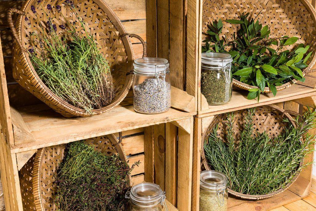 © Berghotel Rehlegg Kräuterküche