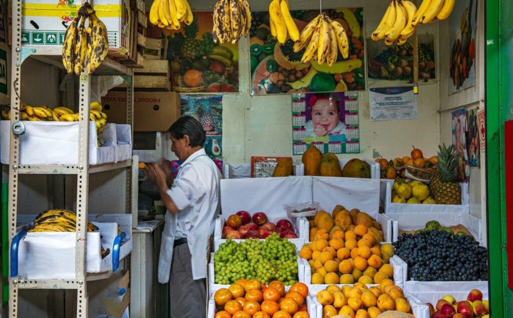 Obststand in Peru