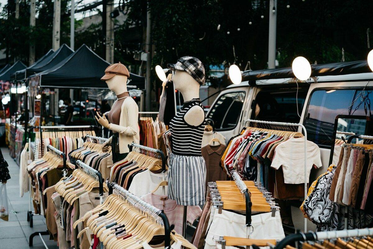 Secondhand Wardrobe Day – 5 Tips for the flea market