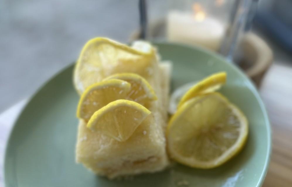 Recipe from SANDnature: Smooth Lemon Cake – vegan and fresh
