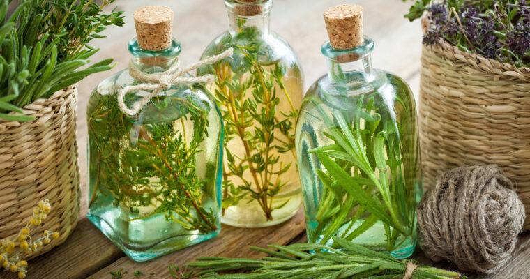 Cleaning with Vinegar Essence