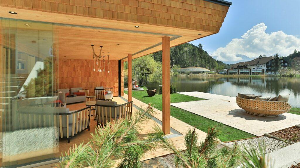 Hotel Weihrerhof in Tyrol. Exterior view with lake