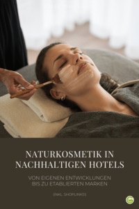Entdecke Naturkosmetik in nachhaltigen Hotels und genieße sie, wie die junge Frau auf dem Bild bei einer Kosmetikanwendung