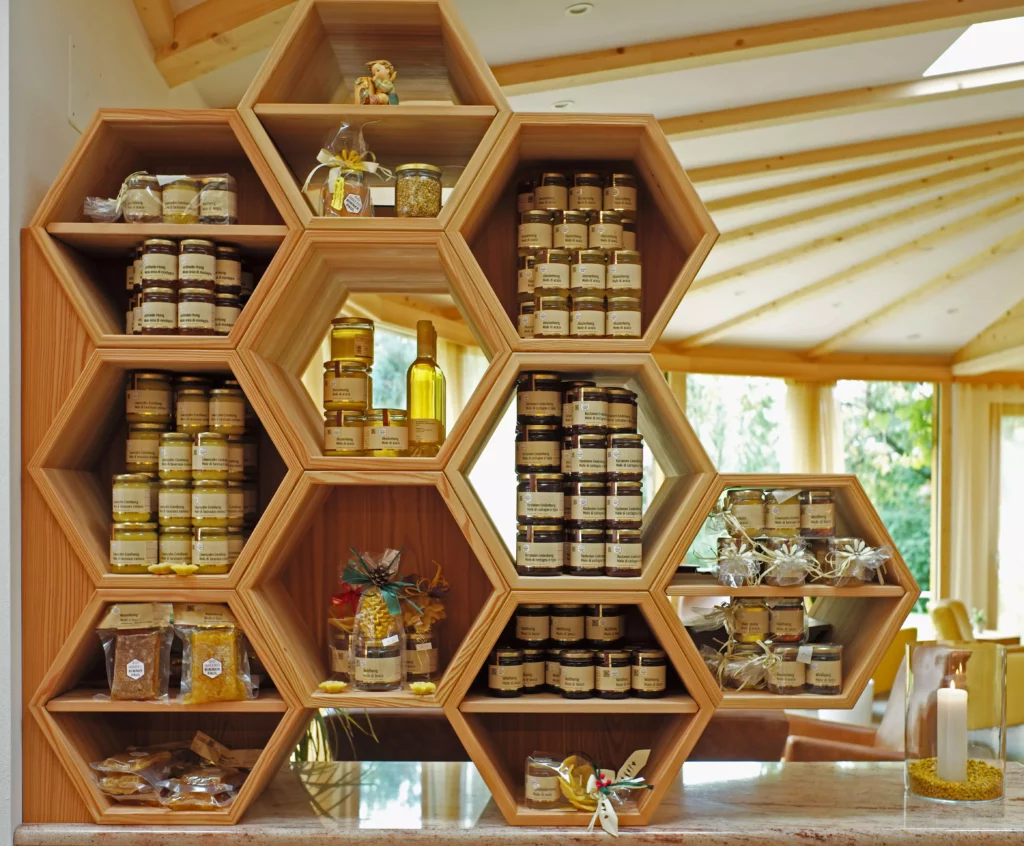 Honeycomb-shaped wooden shelf