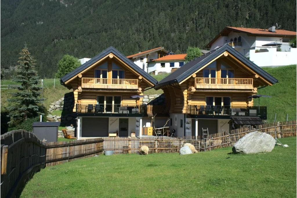 Nachhaltige Ferienhäuser in Pfunds Tirol - Außenansicht